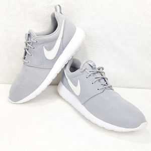 NIKE ROSHE ONE RUNNING SHOES